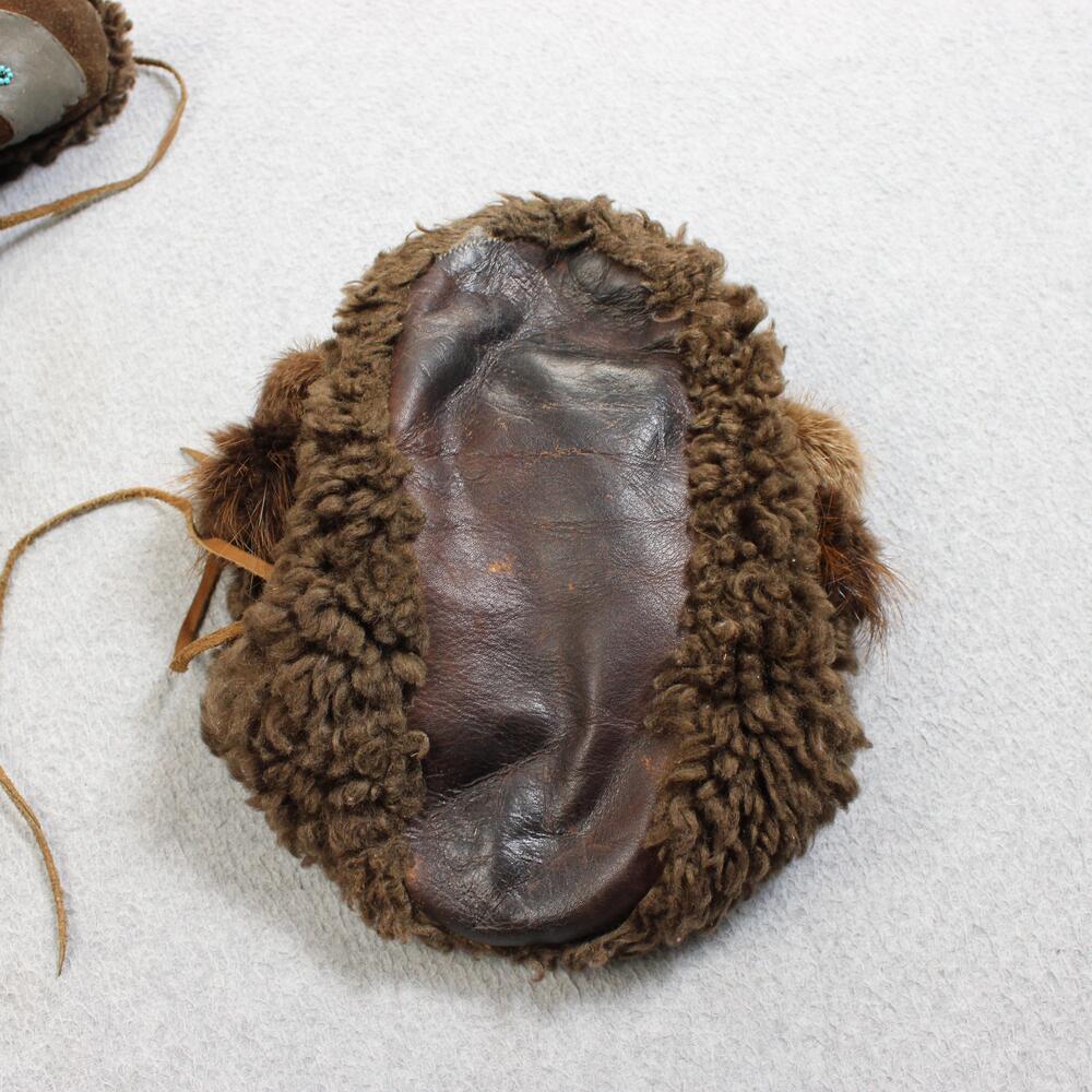Vintage Handmade Shearling Slippers Woman 10 Brown Fur Lace Winter Moccasins - Picture 3 of 8
